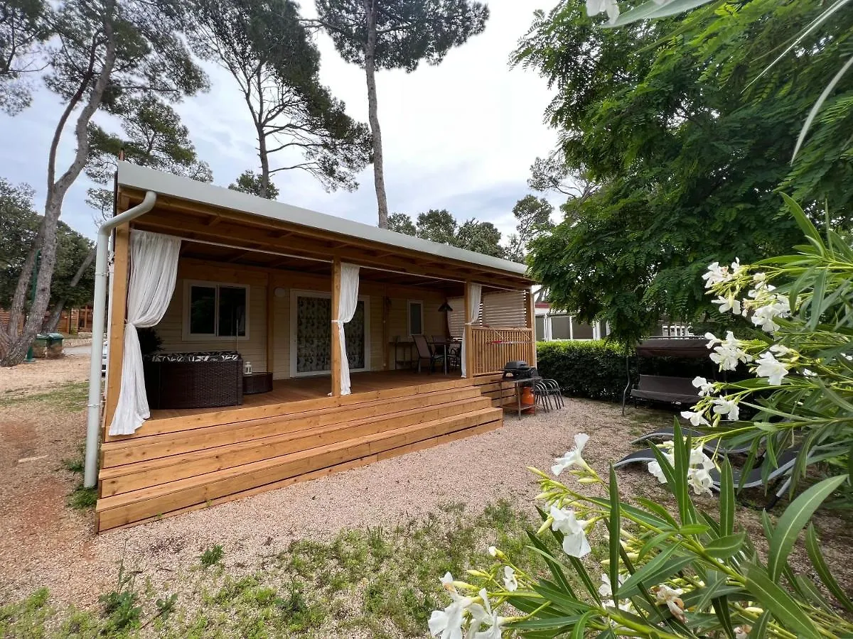 Lunabay Biograd Mobile Home Biograd Na Moru Parque de Campismo