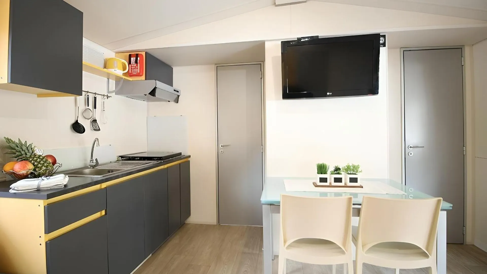 Parque de Campismo Lunabay Biograd Mobile Home Biograd Na Moru